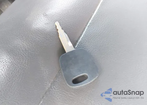 2004 Ford F-150 Heritage Xl/Xlt из США, поврежденный, VIN 2FTRF17W84CA14975